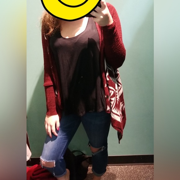 Aztec Patterned Cardigan - Picture 2 of 4